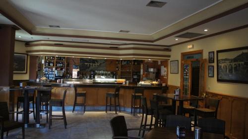 Hotel Puente Romano Alcántara Esterno foto